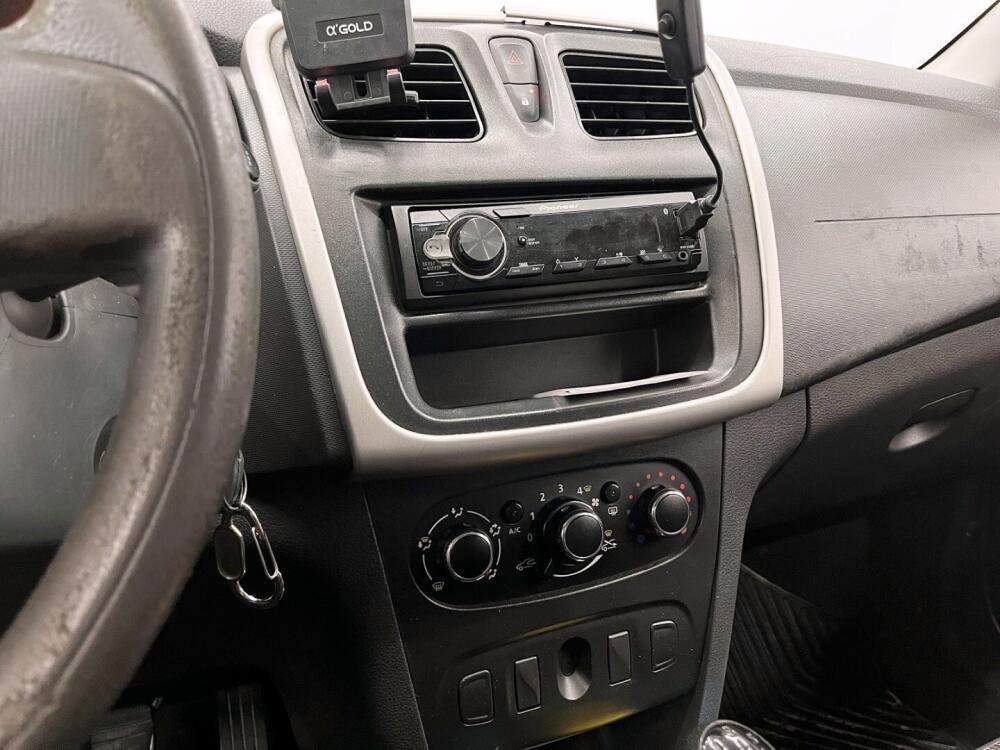 Renault Logan