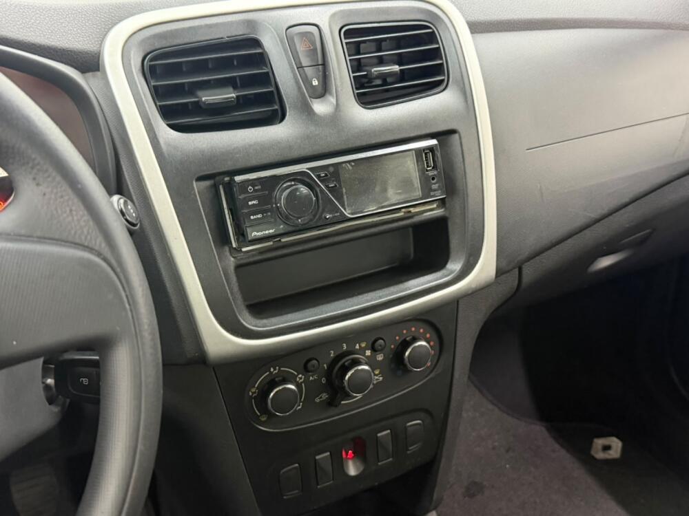 Renault Logan