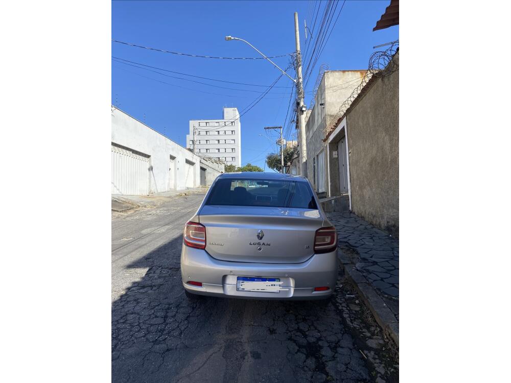 Renault Logan