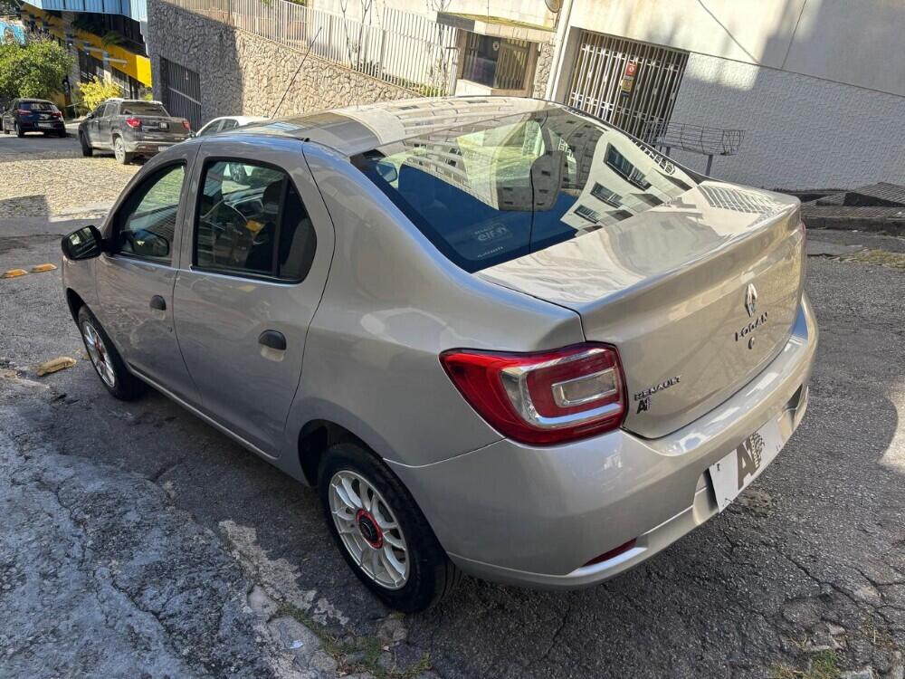 Renault Logan