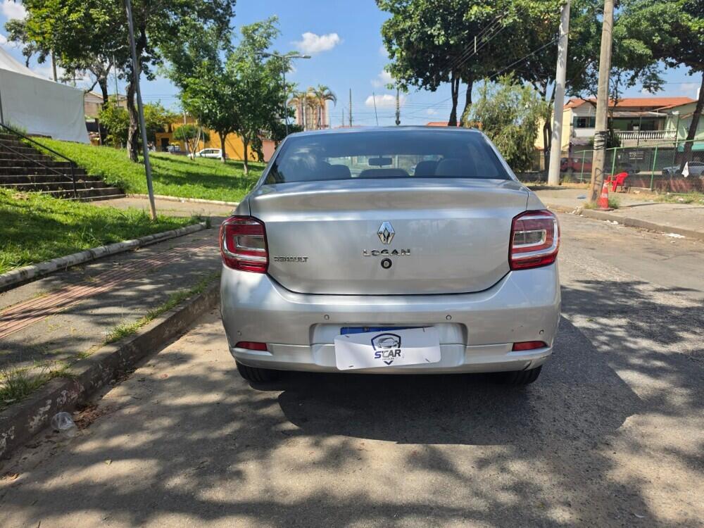 Renault Logan