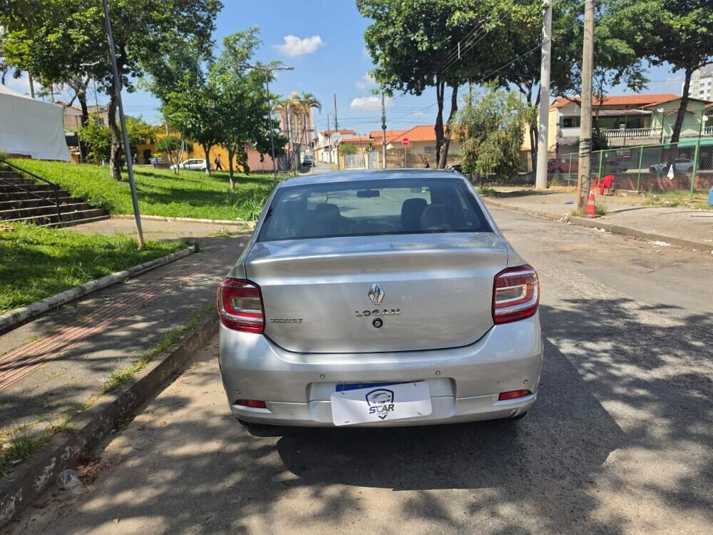 Renault Logan