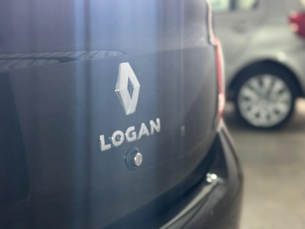 Renault Logan