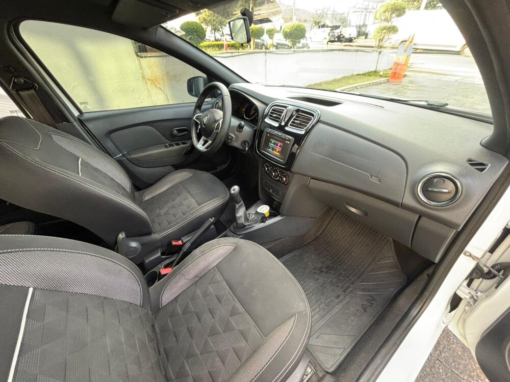 Renault Logan