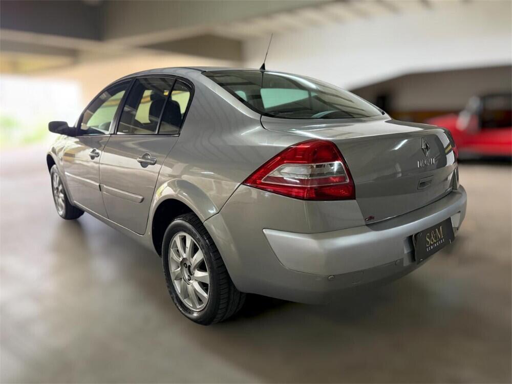 Renault Megane Sedan