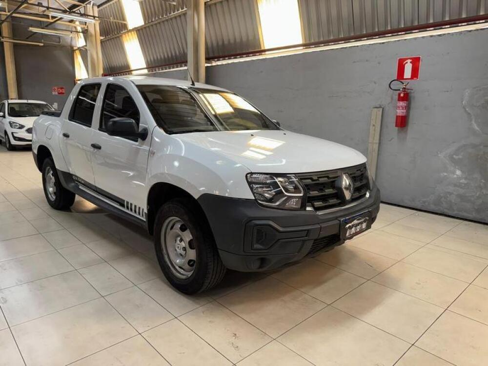 Renault Oroch PRO 16 2023