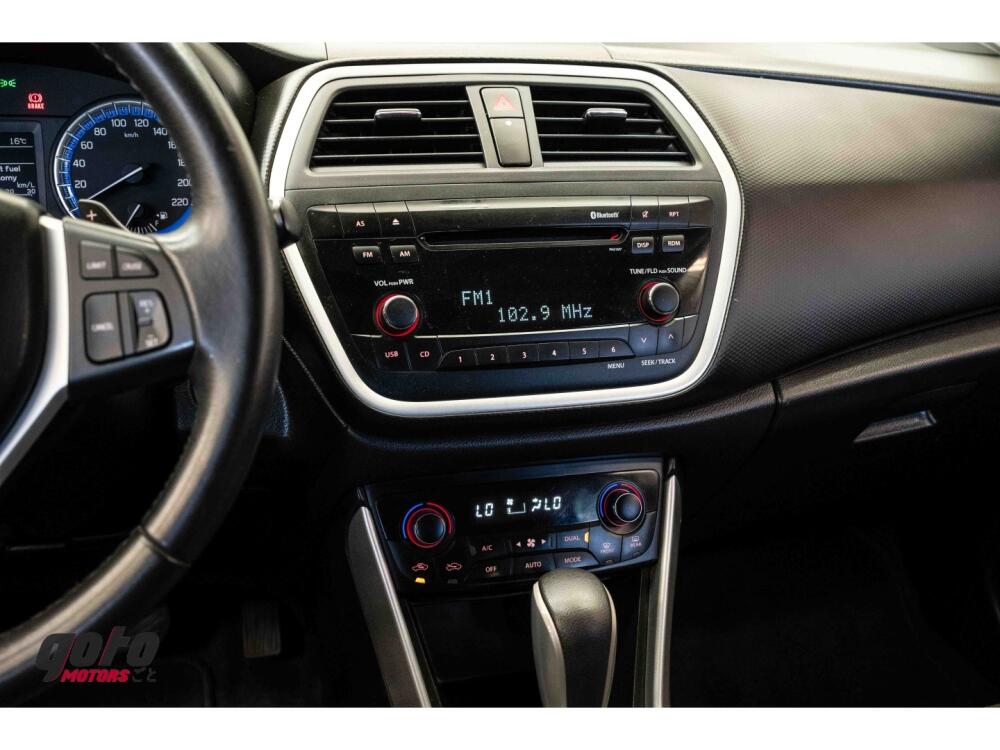 Suzuki S-Cross