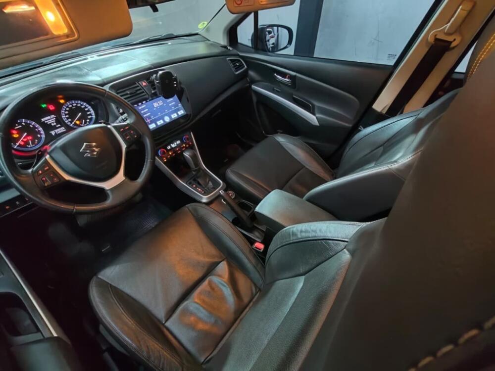 Suzuki S-Cross