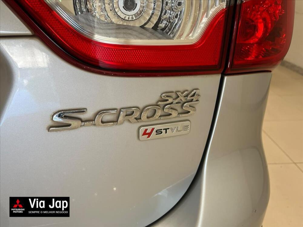 Suzuki S-Cross