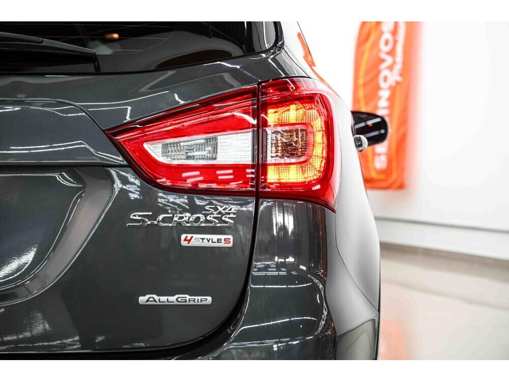 Suzuki S-Cross