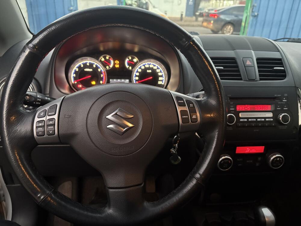 Suzuki SX4