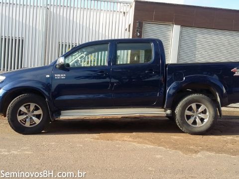 Toyota Hilux CD Toyota Hilux CD