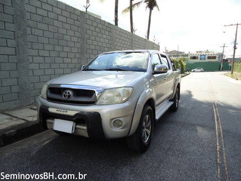 Toyota Hilux CD Toyota Hilux CD