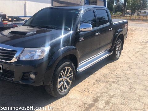 Toyota Hilux CD Toyota Hilux CD