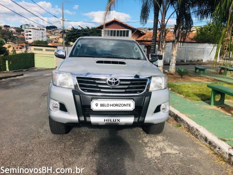Toyota Hilux CD Toyota Hilux CD