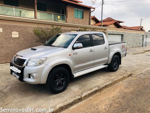 Toyota Hilux CD Toyota Hilux CD