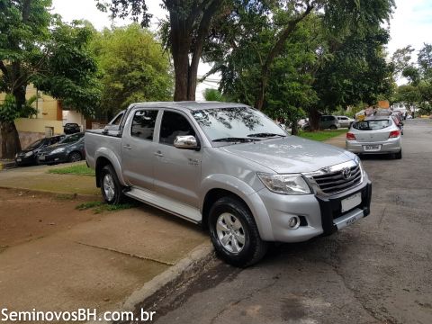 Toyota Hilux CD Toyota Hilux CD