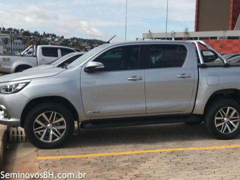 Toyota Hilux CD Toyota Hilux CD