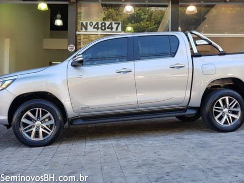 Toyota Hilux CD Toyota Hilux CD