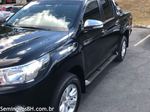 Toyota Hilux CD Toyota Hilux CD