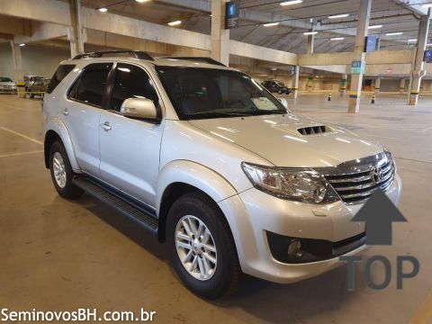 Toyota Hilux SW4 Toyota Hilux SW4