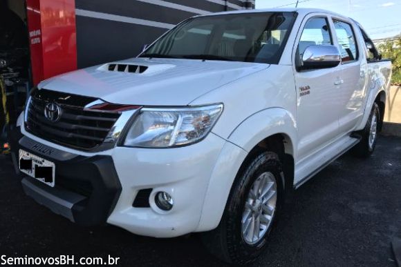 Toyota Hilux CD Toyota Hilux CD