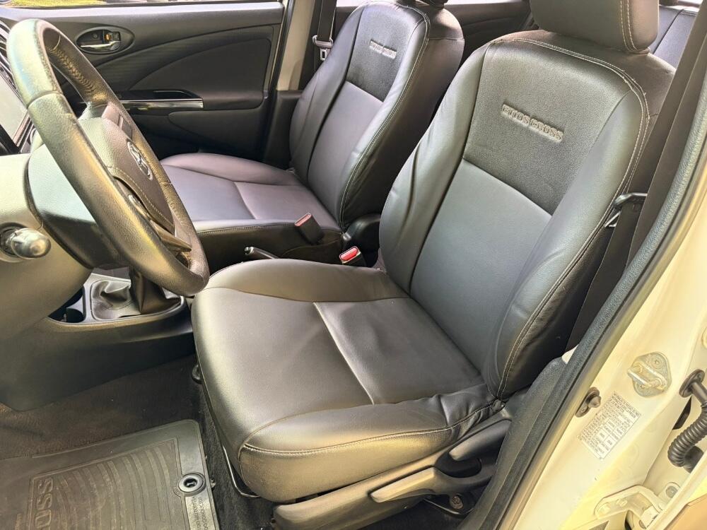 Toyota Etios Cross