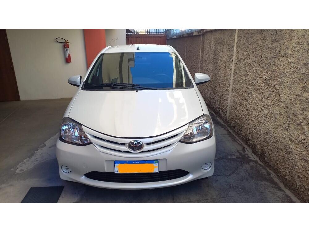 Toyota Etios Hatch