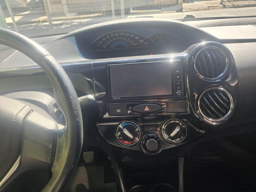 Toyota Etios Cross