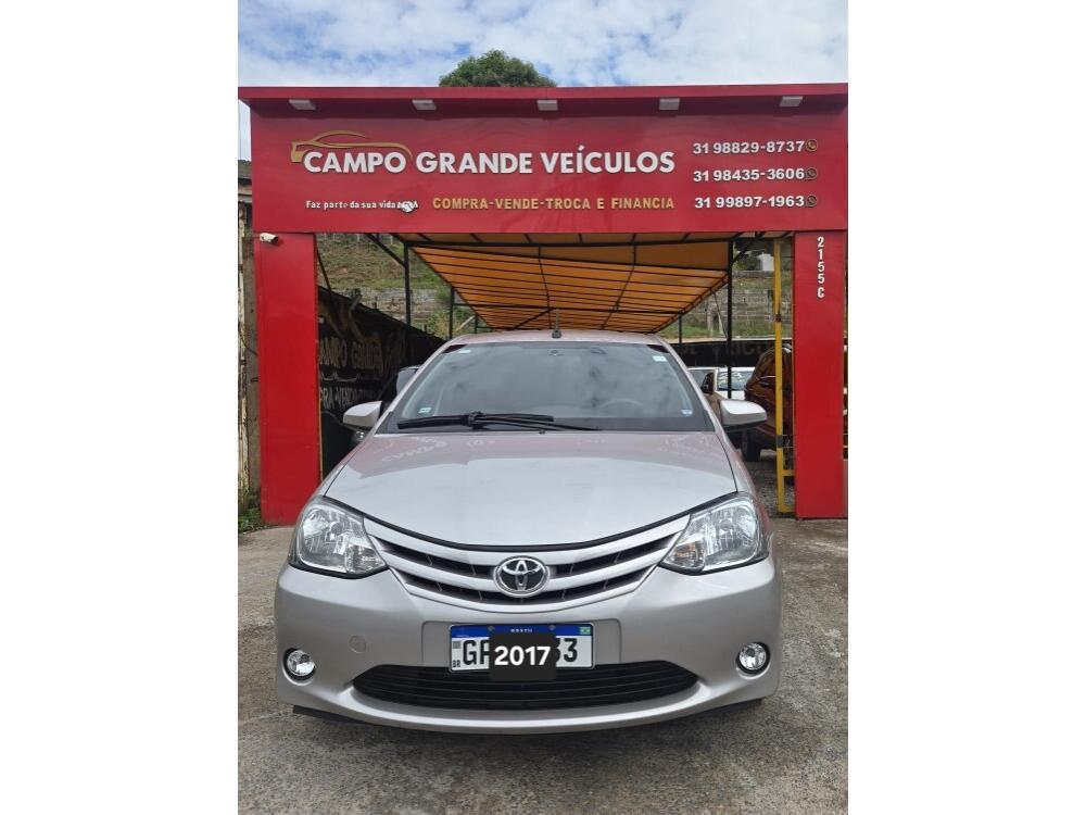 Toyota Etios Sedan XS 1.5 16V FLEX 2016