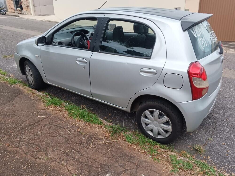 Toyota Etios Hatch