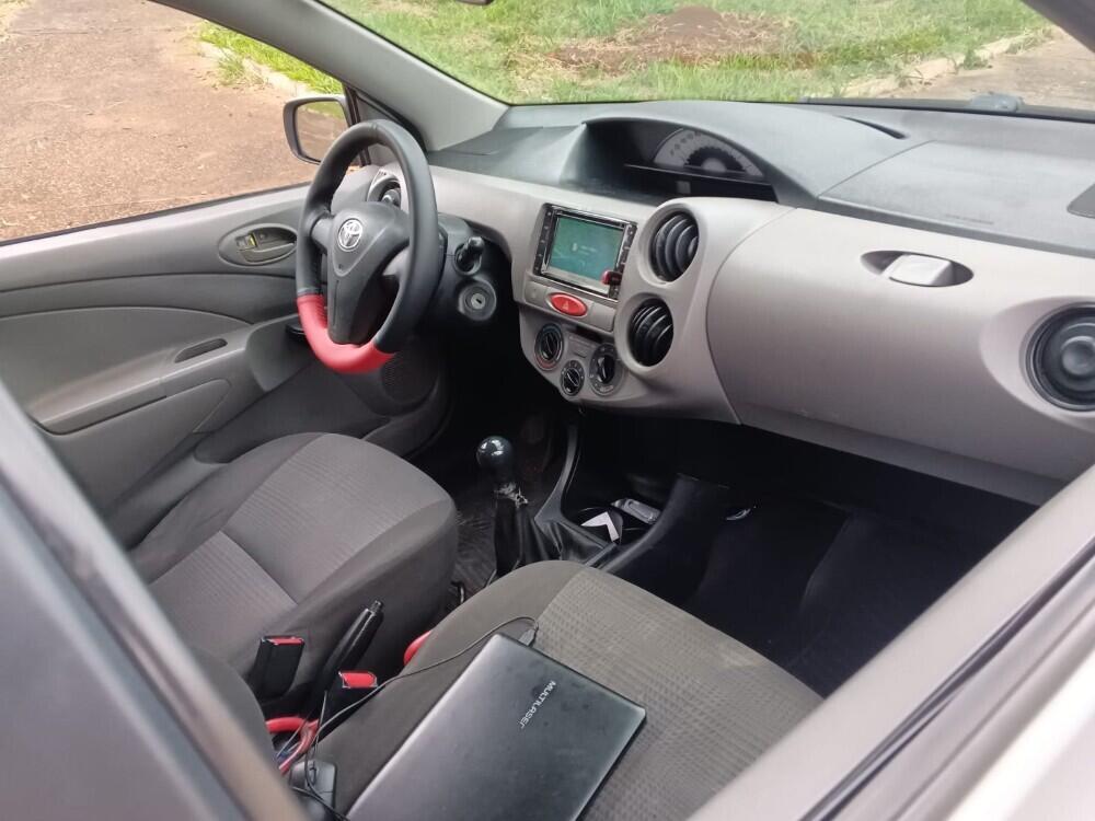 Toyota Etios Hatch