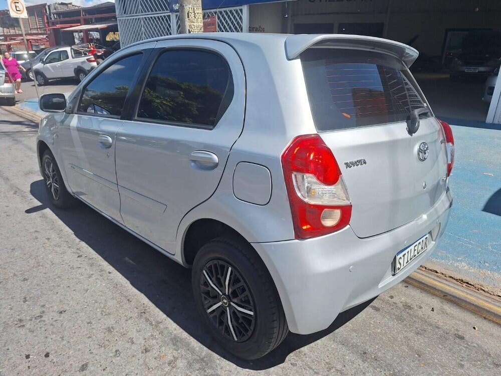 Toyota Etios Hatch