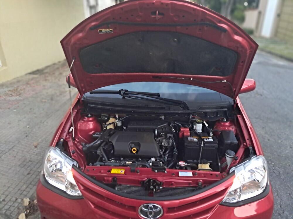 Toyota Etios Hatch