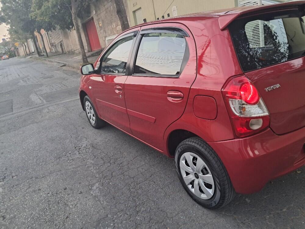 Toyota Etios Hatch