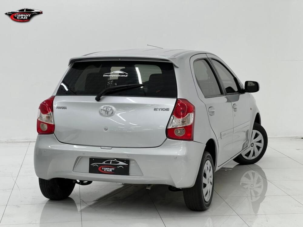 Toyota Etios Hatch