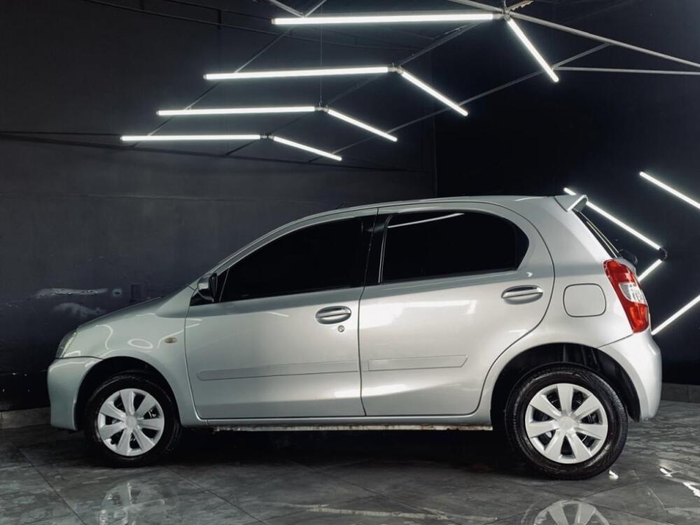Toyota Etios Hatch