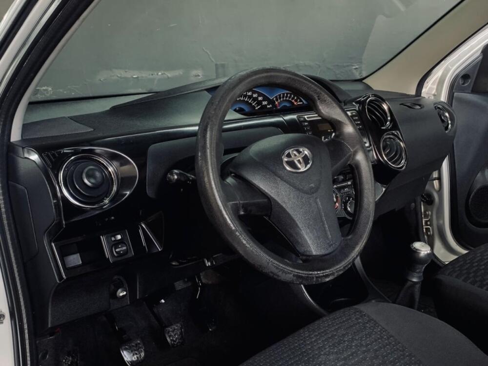 Toyota Etios Hatch