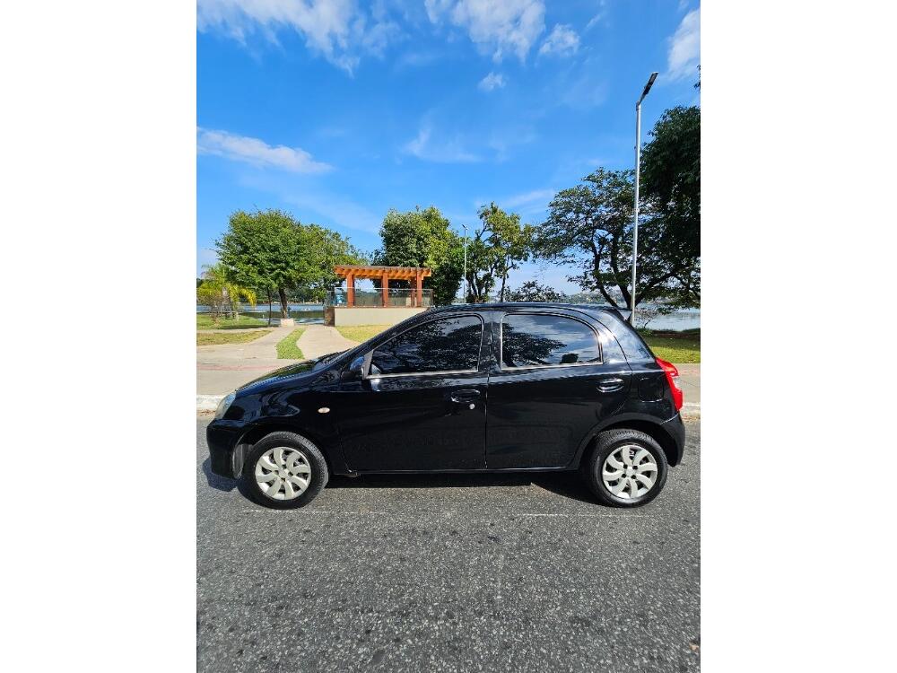 Toyota Etios Hatch