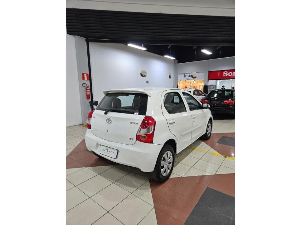 Toyota Etios Hatch