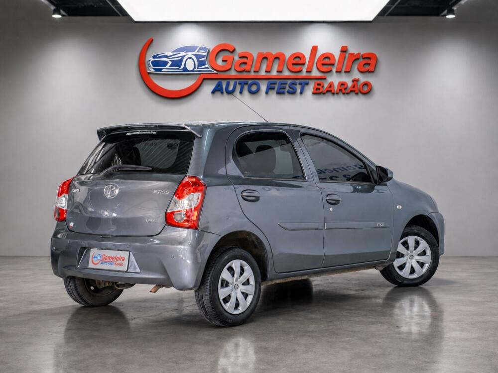 Toyota Etios Hatch