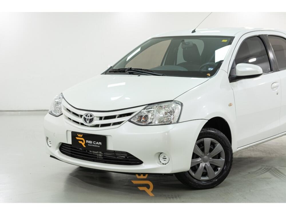 Toyota Etios Hatch