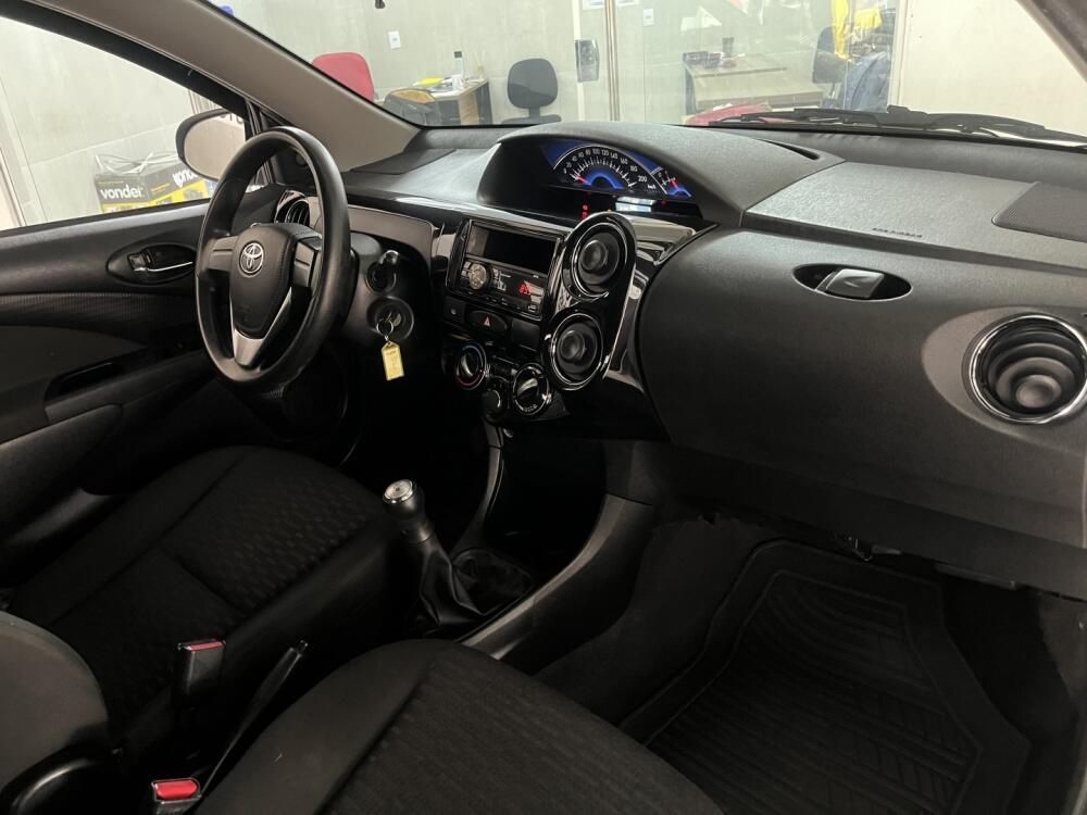 Toyota Etios Hatch