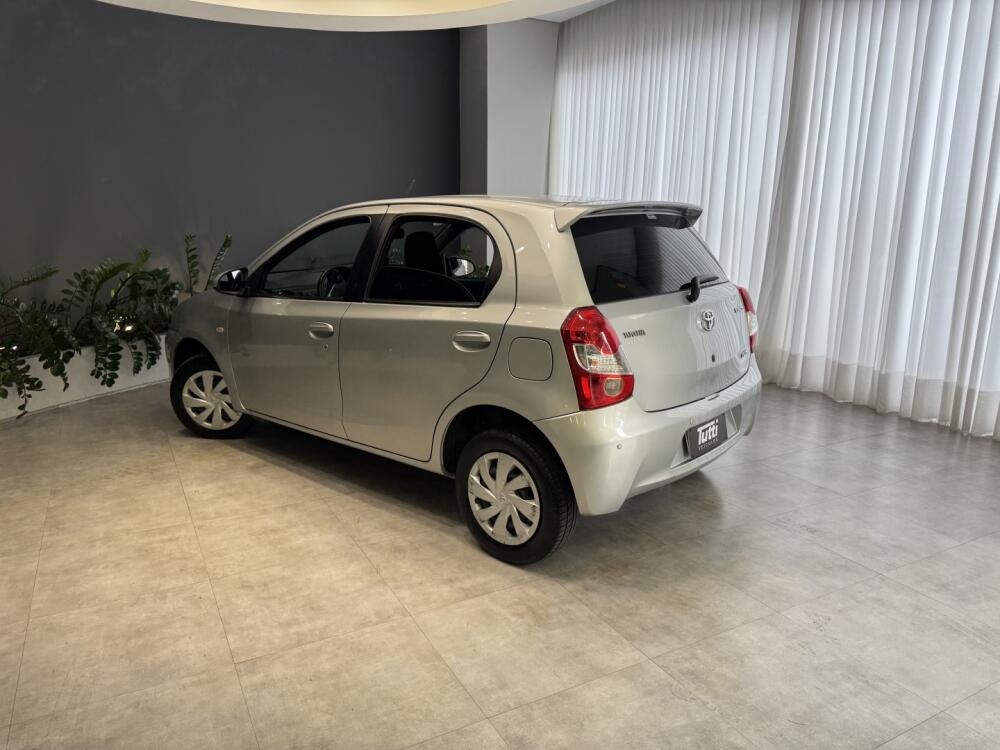 Toyota Etios Hatch