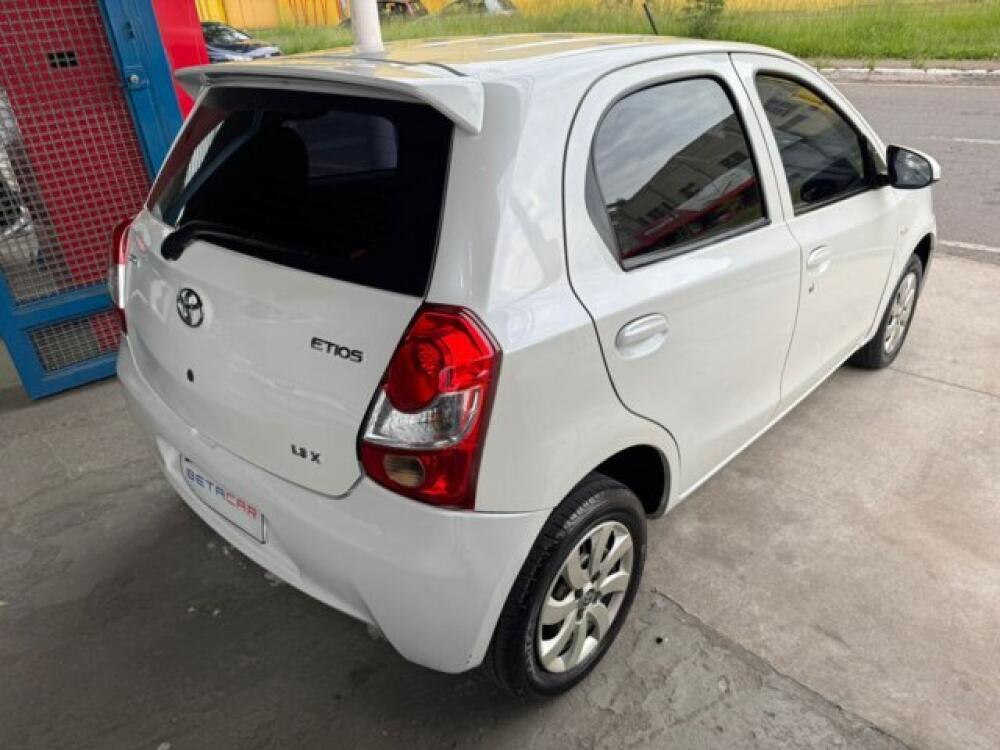 Toyota Etios Hatch