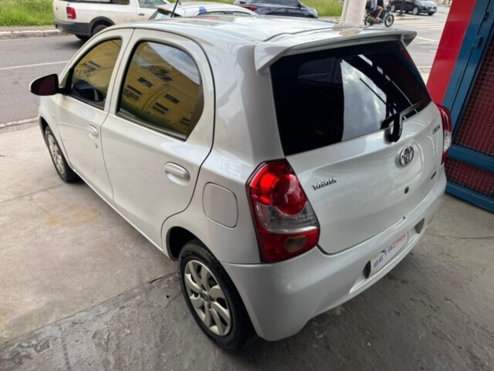 Toyota Etios Hatch