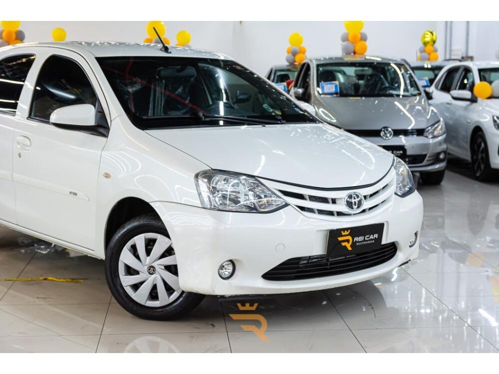 Toyota Etios Hatch