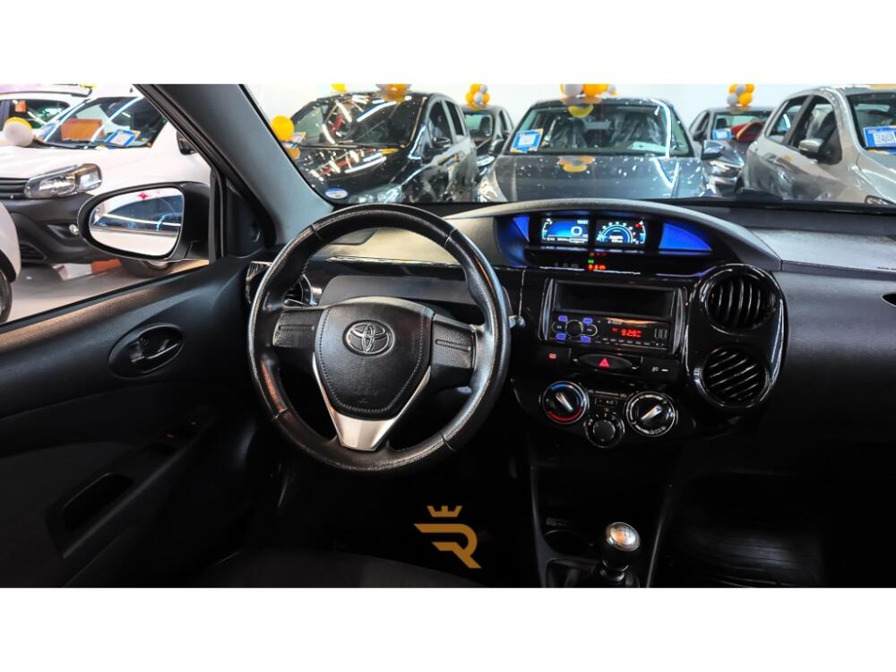 Toyota Etios Hatch
