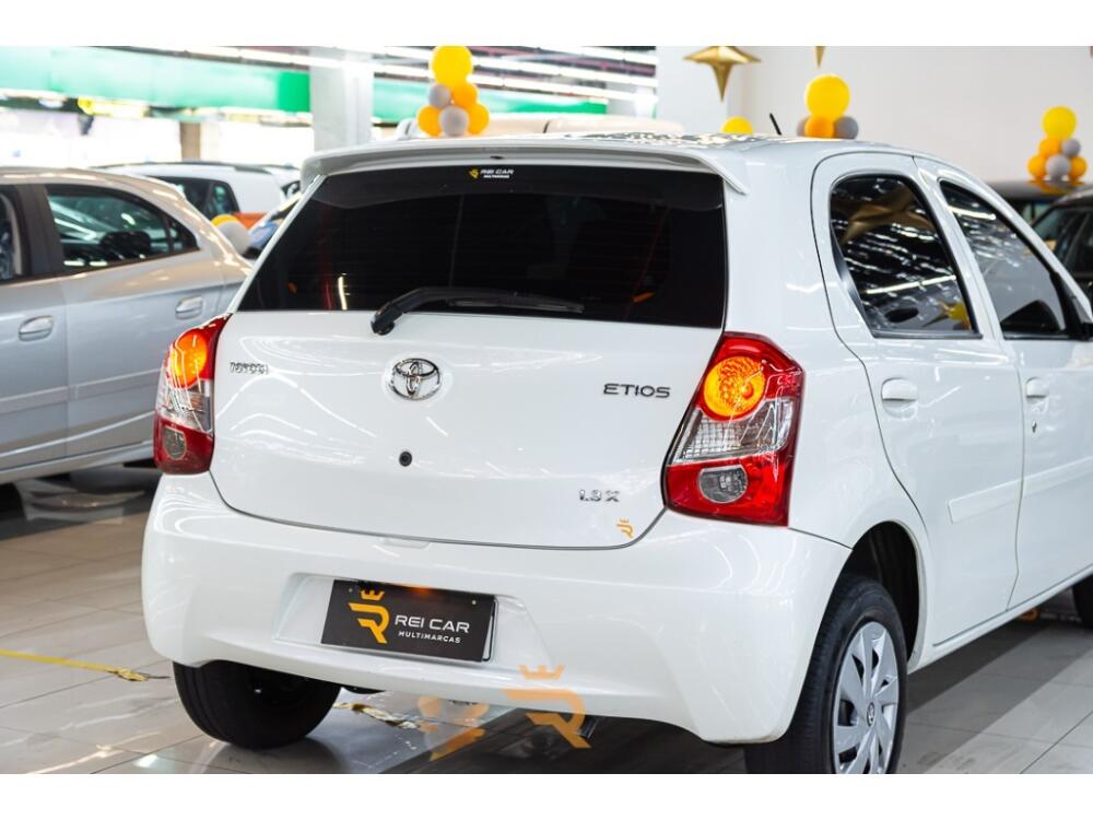 Toyota Etios Hatch