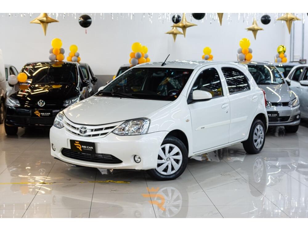 Toyota Etios Hatch